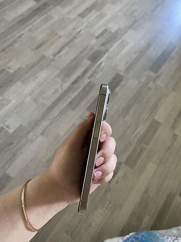 iphone 14 pro maks: IPhone 15 Pro, 128 GB, Natural Titanium — 4