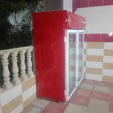 vitrin taxta: İki qapılı vitrin soyuducu - Rəng: qırmızı korpus, ağ çərçivəli şüşə — 2