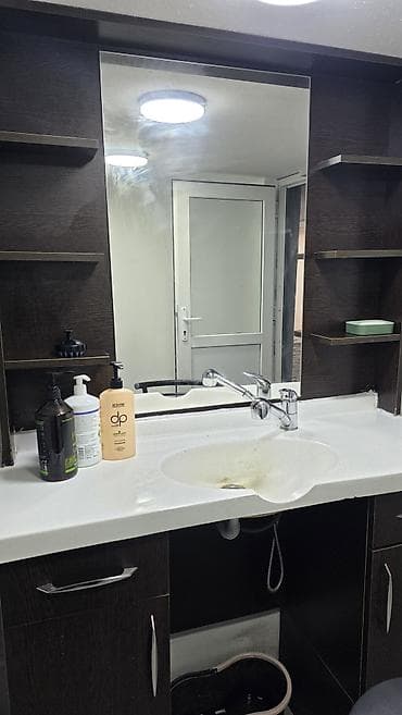 Salon üçün lavabo modulu – güzgülü, rəflərlə - Tərkib: geniş güzgü — 1