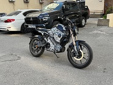 motor mopet: Xüsusi dizaynlı Vmoto Super Soco TC – şəhər üçün ideal elektrik — 4
