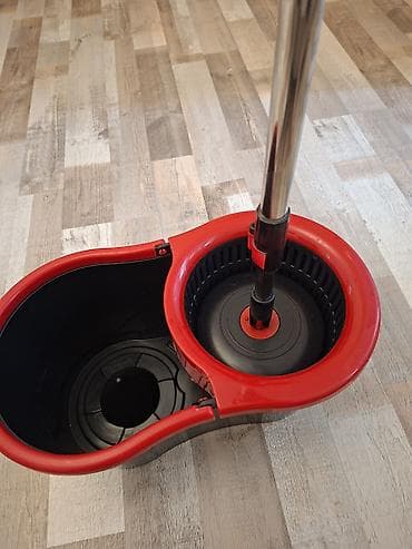 mop dəsti: Spin mop və vedrə dəsti - İki bölməli vedrə: biri su üçün, digəri — 7