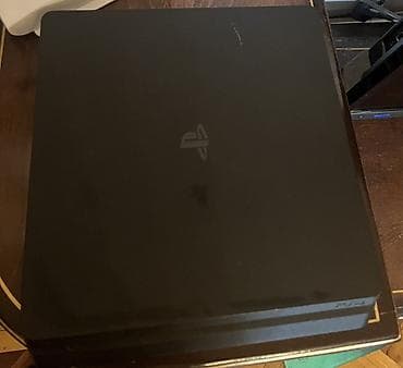 sony playstation 5 slim: PlayStation 4 Slim (Proşifka) oyun konsolu - Rəng: qara, yuxarı — 2