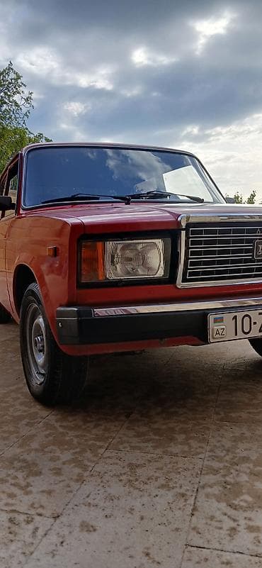 sprinter satisi: VAZ 2107, qırmızı sedan - Kuzov: klassik “yeddi” dizaynı, qırmızı — 1