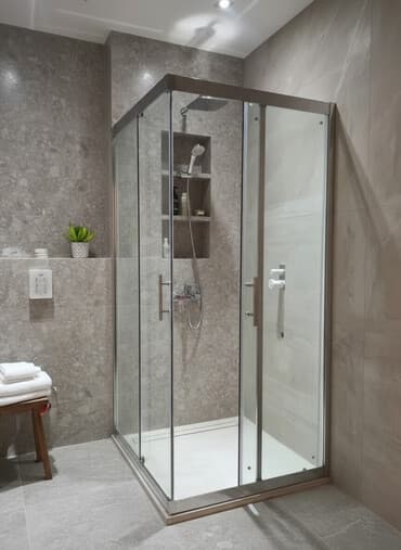 Yeni Üstü açıq kabina, Künc üçün