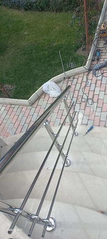 nerjavika bak: Paslanmayan poladdan nerjaveyka (inox) pilləkən məhəcəri - Material — 6