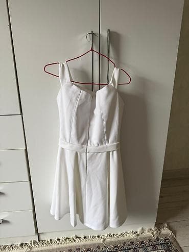 Tikdirmisem cox qesey qalir eyinde 150ye bir defe geyinilib