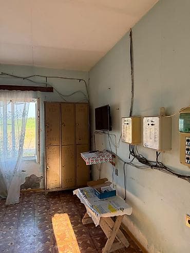 bal satışı: Salyan rayonu, Qaraçala qəsəbəsində 1 hektar xüsusi mülkiyyətə aid — 10