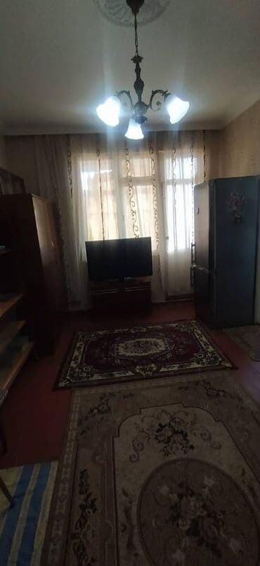 masallı günlük kirayə evlər: Memar Əcəmi metro yaxınlığında 5/5 mərtəbə, 2 otaq tam əşyalı mənzil — 4