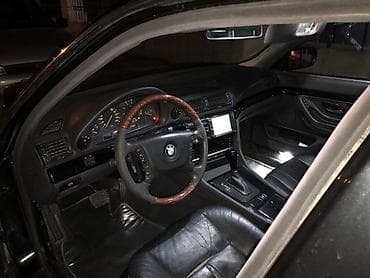 Su nəqliyyatı: 📌 Satılır: BMW E38 — Əla vəziyyətdə 🚗 Model: BMW 7 Series E38 📅 İl — 9