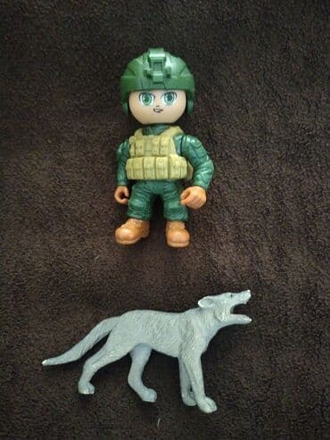 uşaq yelencek: Uşaq fiqurları və heyvan oyuncaqları dəsti. Hamisi bir yerdə 20 manat — 2