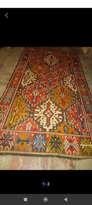 Əntiq əşyalar: Məhsul: Qədim palaz (kilim tipli xalça) Təsvir: - Əl toxuması — 1