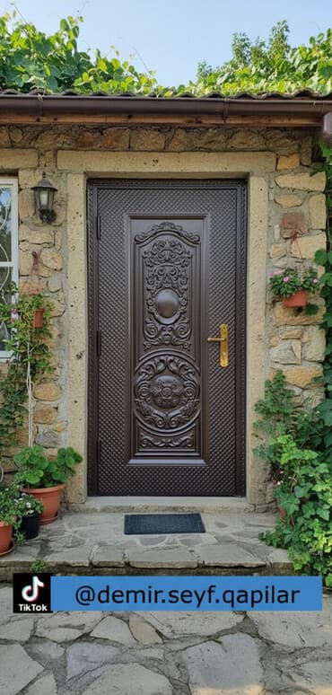 Seyf qapılar Münasib qapılar Dəmir qapı Ev qapıları Çöl qapısı lalafo.az -da Seyf qapılar Münasib qapılar Dəmir qapı Ev qapıları Çöl qapısı
