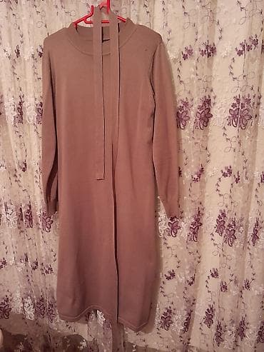 Trikotaj qadın paltarı - Model: Uzun, sadə kəsimli trikotaj don -