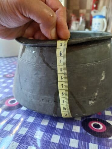 qedmi qazanlar: İşlənmiş, Aş qazanı — 5