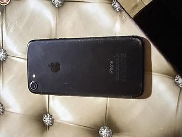 apple ноутбук бу: Məhsul: iPhone 7 (qara) və ehtiyat hissələri Təsvir: - Model: iPhone — 3