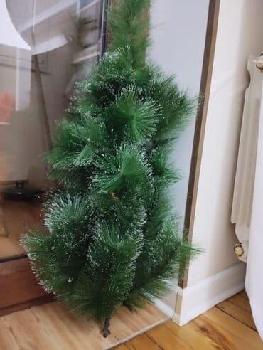 детские вещи на веревке: Yolka hun 80 azn — 2