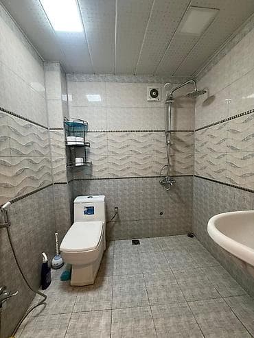 2 otaqlı mənzil – 4 mertebeli binanin 3-cü mertebesi. yaşayis üçün — 4