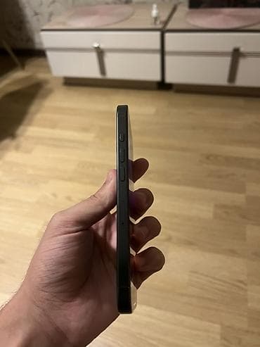 iphone xs pro max: IPhone 16 Pro, 128 GB, Black Titanium, Face ID — 5