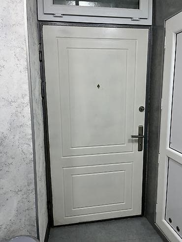 kovralit satisi: Mənzil üçün İşlənmiş Giriş qapısı Glazok ilə, Ünvandan götürmə — 2