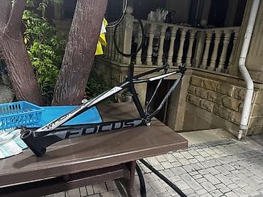 İdman və hobbi: Focus Whistler velosiped çərçivəsi satılır.
Bidənə cızıxları var — 1
