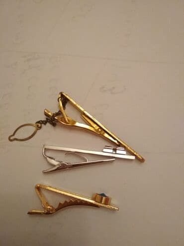 золотые комплекты с бриллиантами в баку: Aksesuarlar keşmişindir rəngi getmir, işlənməyib. Ünvan Azadlıq — 3