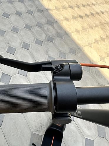 qosa nagara: Yeni Elektrik samokat 8", > 1000 Vt, 16 - 25 km/s, Ünvandan götürmə — 4