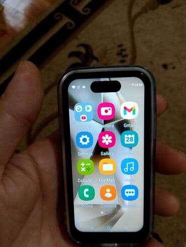 fənər satışı: Mini smartfon – kompakt ölçülü512 yadaş var Android cihaz — 1