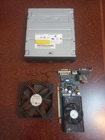 ТВ и видео: PC hissələri dəsti Tərkib: - Lite-On iHAS124-04 DVD/CD yazıcı (SATA) — 1