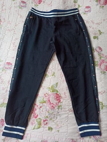 İdman şalvarı təzədir,etiketi yoxdur.İstanbuldan özüm almışam.Baxan — 1
