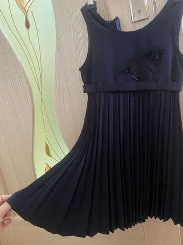 школьные юбки для девочек: Məktəb forması dəsti - Rəng: tünd göy (ətək və don), ağ (kofta) - — 2