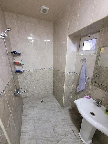 Qaraj satılır: Xətai rayonu, Həzi Aslanov metrosunun yanında. Premium binanın — 4