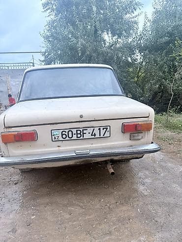 Avtomobil satışı: VAZ 2101 sedan, 4 qapı, ağ rəng. - Kuzov: Klassik “Jiquli” gövdə — 3