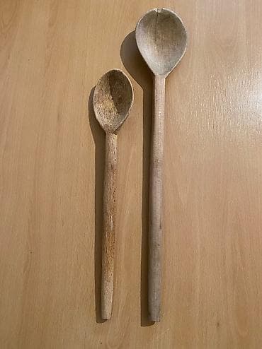 xemir yayan taxta: Keçmişin taxta qaşıqlaridir. Mohkəm qalın qulpları olan qaşıqlardı — 5