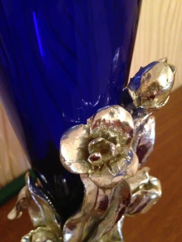 şüşə gülü: Güldan şüşe ve keramika ölcü 31x10 sm,tezedir, real alıcıya endirim — 2