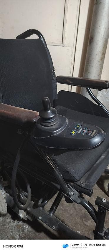 Tibbi məhsullar: Elektrikli əlil arabası – WOLLEX - Marka/model: WOLLEX elektrikli — 2