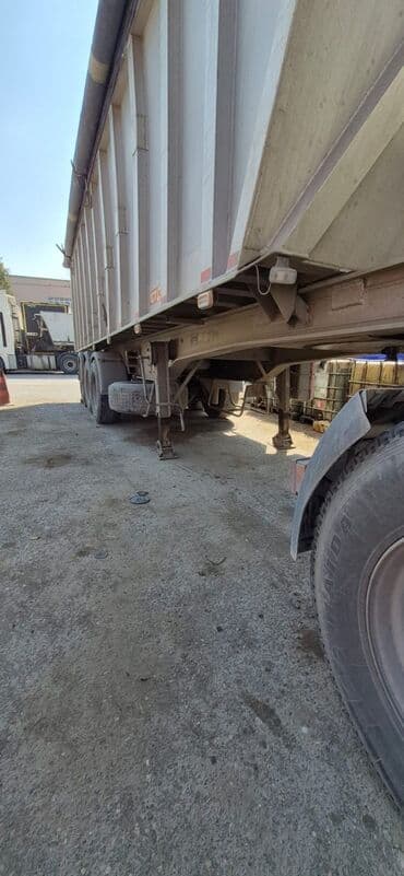 taksi ucun maşınlar: Yükdaşıma üçün damperli yarımqoşqu - Marka :General Model:Trailers — 3