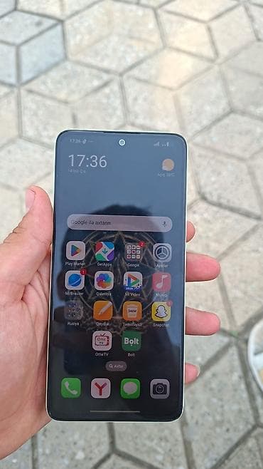 xiaomi t9 pro: Redmi smartfon - Rəng: açıq yaşıl - Arxa kamera bloku: iki böyük — 2