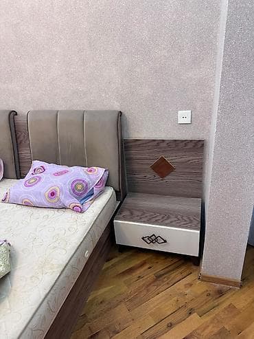 taxd: İşlənmiş, İkinəfərlik çarpayı, Matras ilə, Siyirməsiz — 2