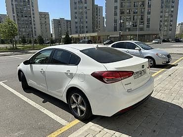 vita avto: Kia Forte: 2 l | 2017 il Sedan — 4
