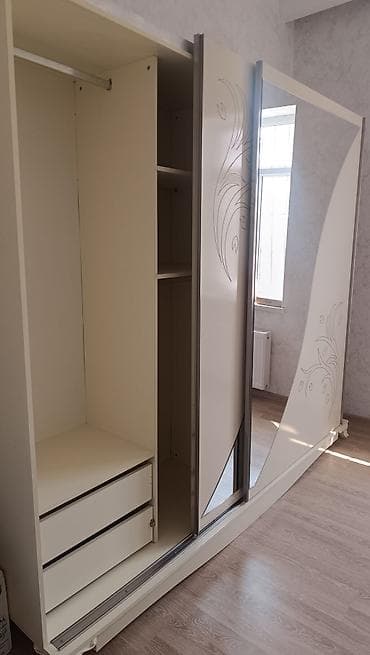 polkali skaf: Yataq otağı üçün mebel dəsti - Rəng: krem/ivori - Üslub — 3