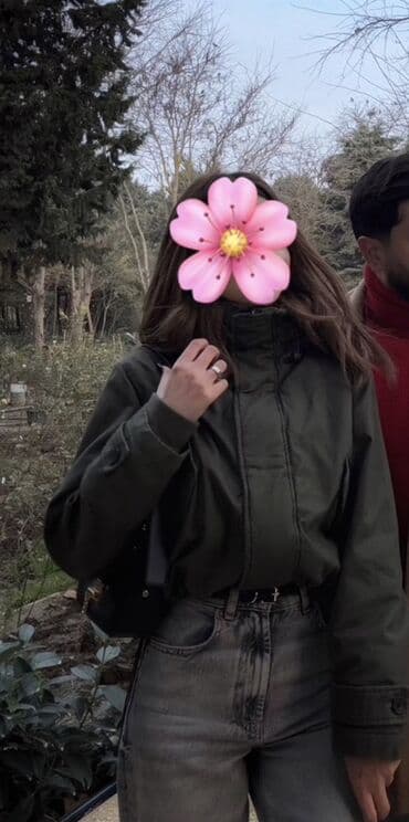 женские сумки с декоративным ремнем: Пуховик куртка, Zara, S — 2