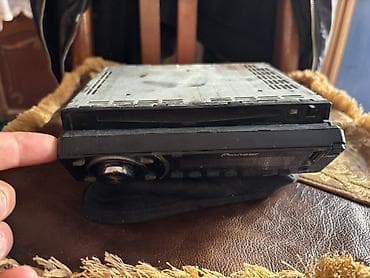 pioneer 5250 bt: Pioneer avtomobil maqnitolası Xüsusiyyətlər: - Ön paneldə USB girişi — 1