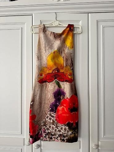 elbiseler: Rəngarəng çiçək naxışlı qolsuz paltar Veziyyet- yaxşı - Model — 2