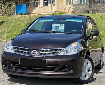 31 masin: Nissan Tiida: 1.5 l | 2011 il Hetçbek — 1