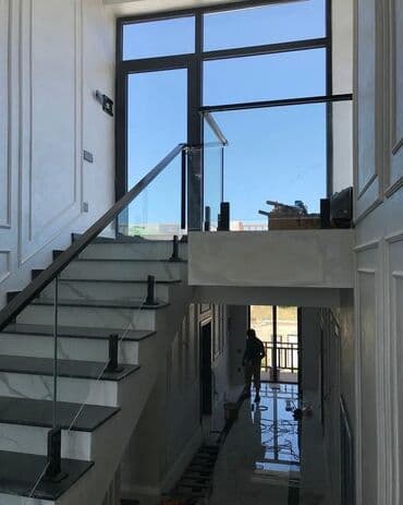 laminat pilleken: Bu, müasir evlər və ofislər üçün nəzərdə tutulmuş şüşə və mərmər — 1