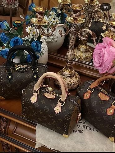 Сумка с короткой ручкой, Louis Vuitton
