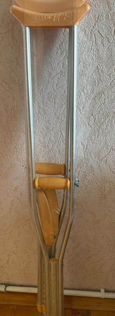 Mərmər effektli PVC panellər: Alüminium qoltuqaltı ağaclar, dəstək və tutacaq hissələri bej — 1