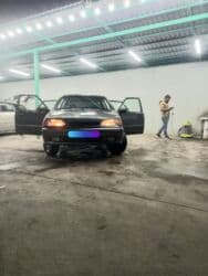 İnformatika: Model: Sedandan tipli, 4 qapılı, tünd-boz rəng Kuzov: Tam ölçülü — 3