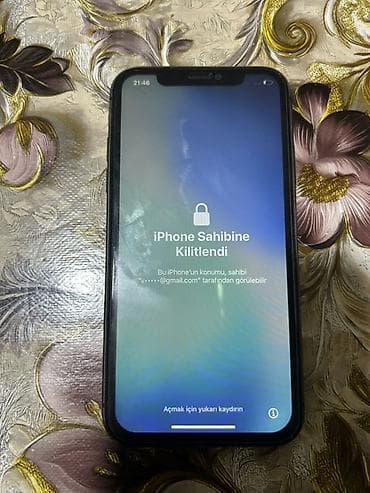 samsunq 52: IPhone 11, Qara, Face ID — 3