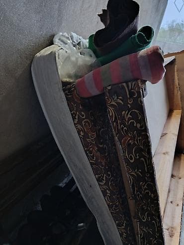 Çarpayılar: İkinəfərlik çarpayı, Bazasız, Matrassız, Siyirməsiz — 5